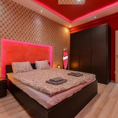 Dom Two Bedroom Central Szófia
